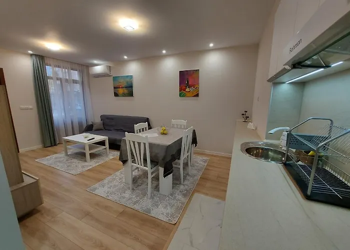 White Grapes Apartament Petrici